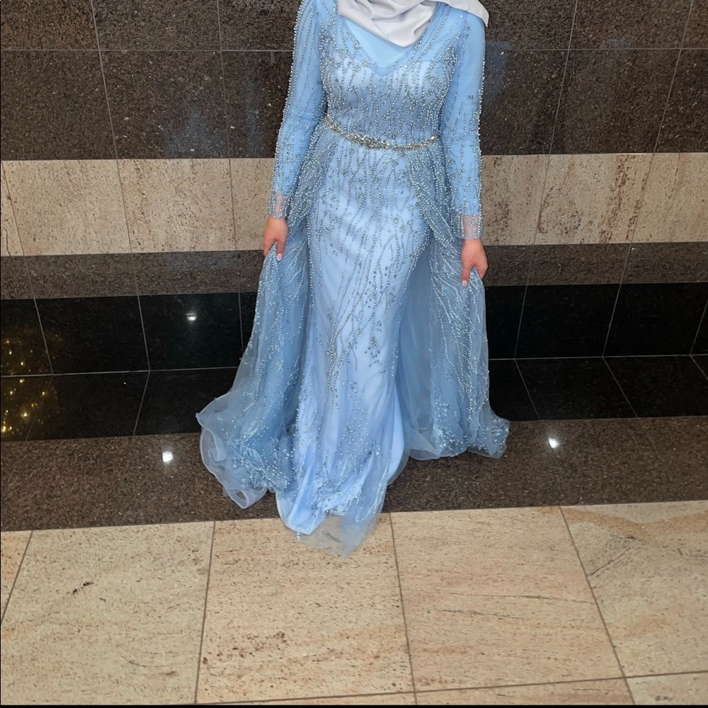 Lara gown